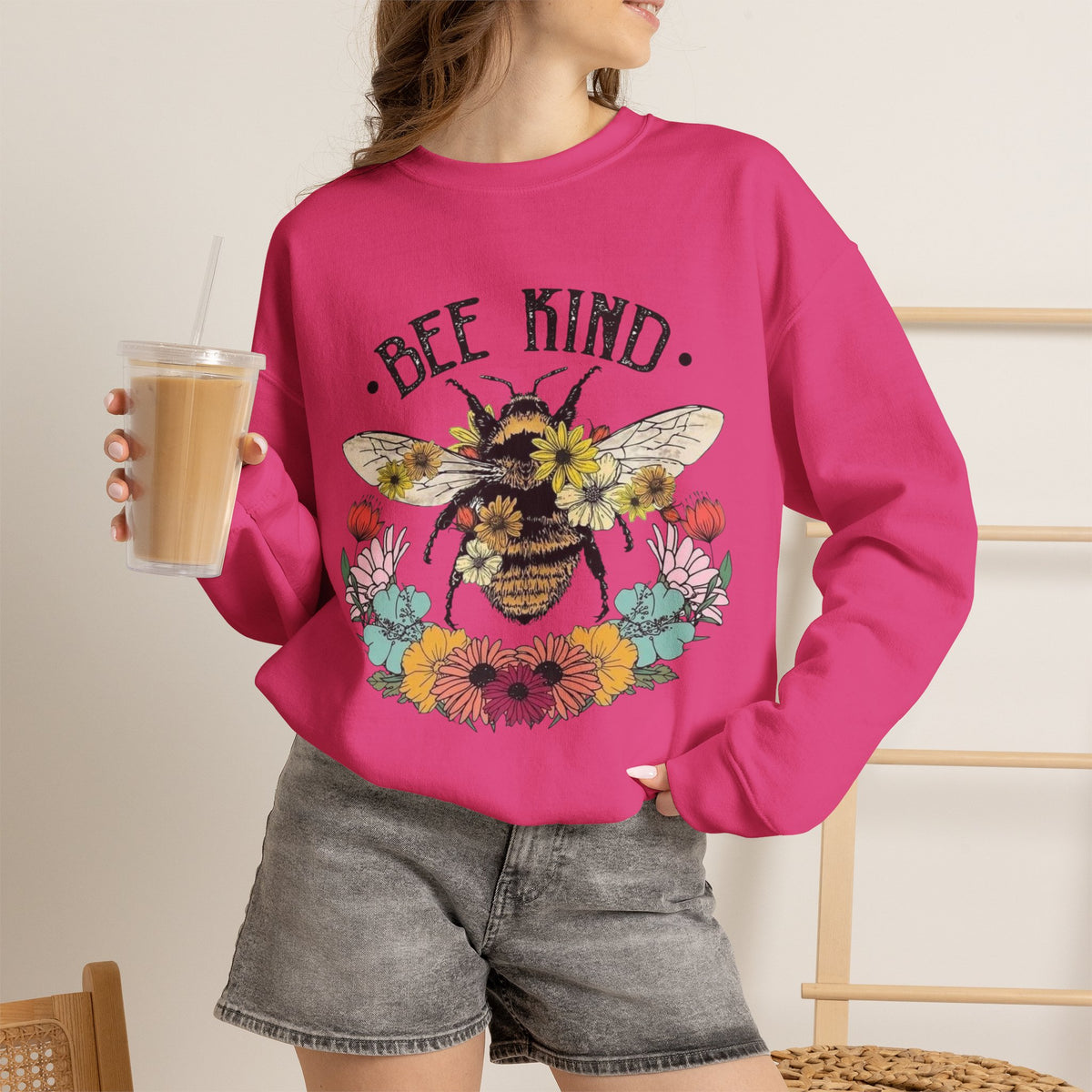 BEE KIND Sweatshirt